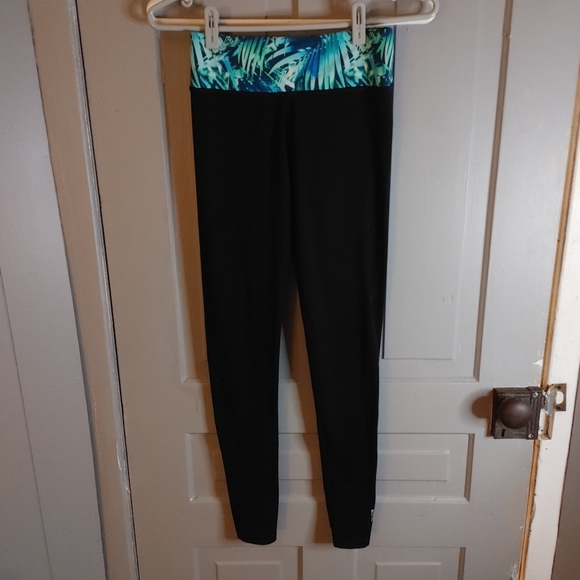 2/$40 PINK Leggings - Picture 2 of 6